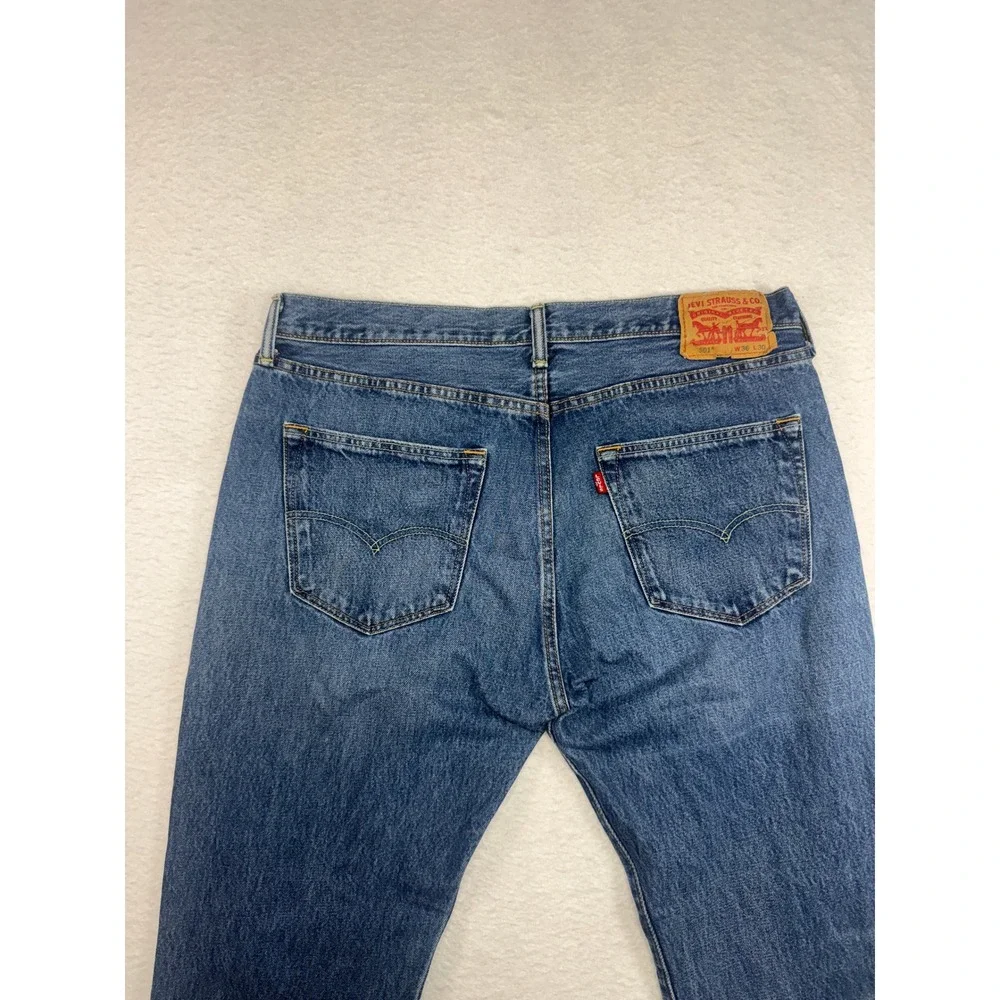 Levis 501 Original Fit Jeans Mens 36x30 Medium Wash Blue Straight Leg Button Fly